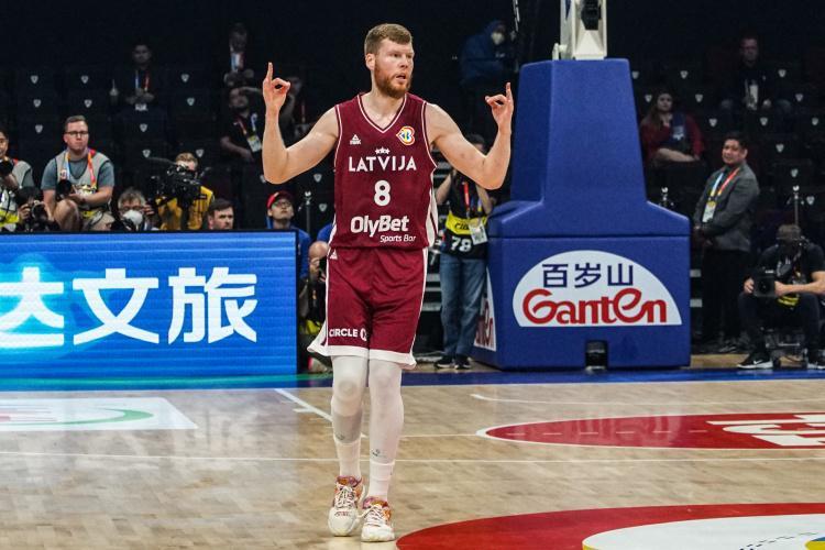 百家乐官网-尽力了！贝尔坦斯13中5&amp;amp;三分10中4拿到16分 另有10板1助2断1帽